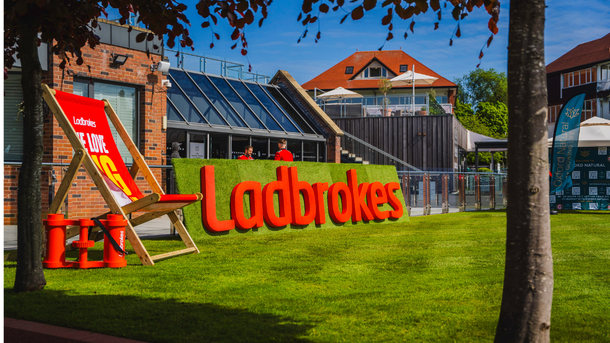 https://crc-api.netfuel.co.uk/ladbrokes-returns-to-chester-racecourse-with-new-three-year-partnership/ thumbnail image